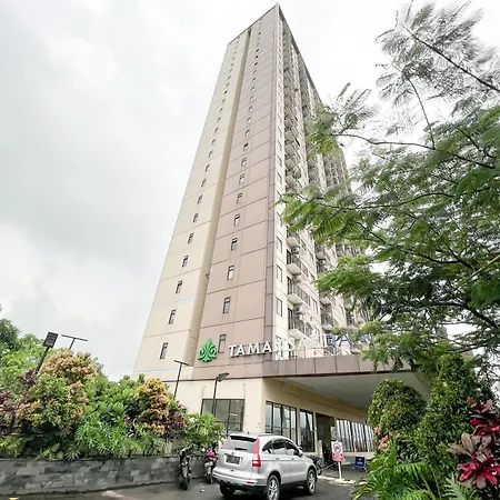 Oyo 93828 Apartemen Tamansari Panoramic By Narel Room